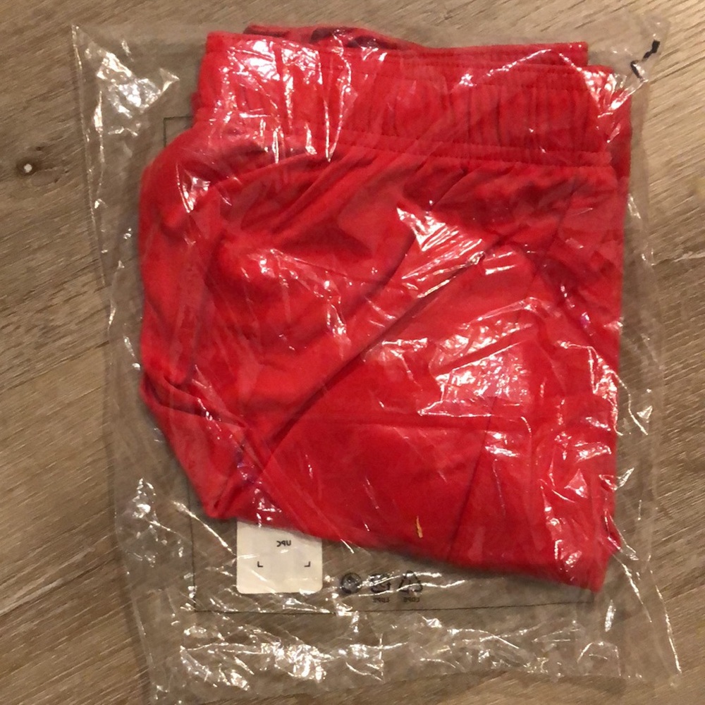 LAST ONE NWT [Nike] Dri-Fit Red Athletic Men's Shorts Multiple! Sizes Available! - Picture 5 of 6